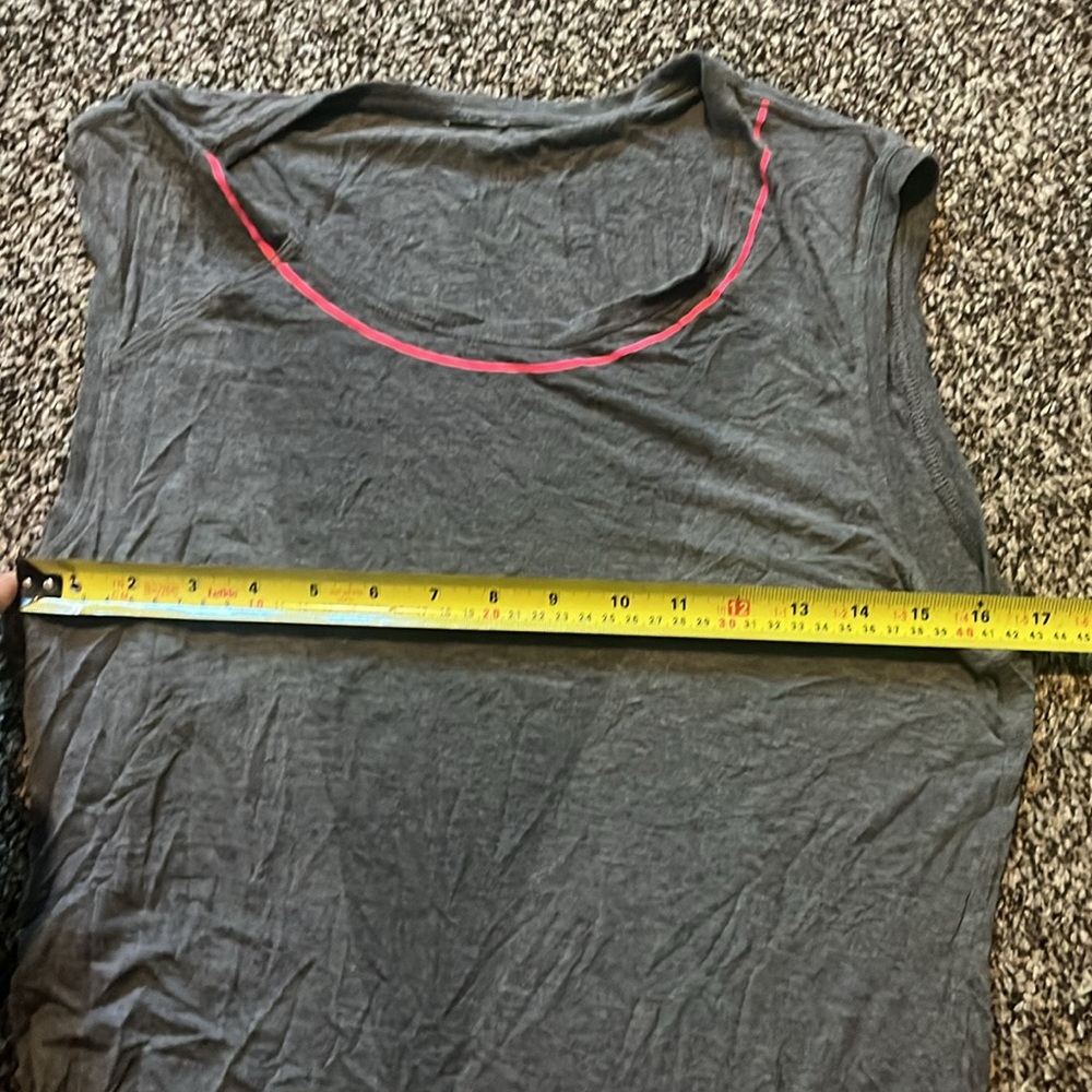 Kit and Ace Sleeveless Shirt - Picture 6 of 6
